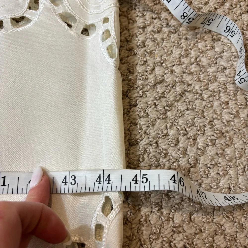 Ivory Max Studio Home Cut Work Embroidery‎ Long Table Runner 89”x14”